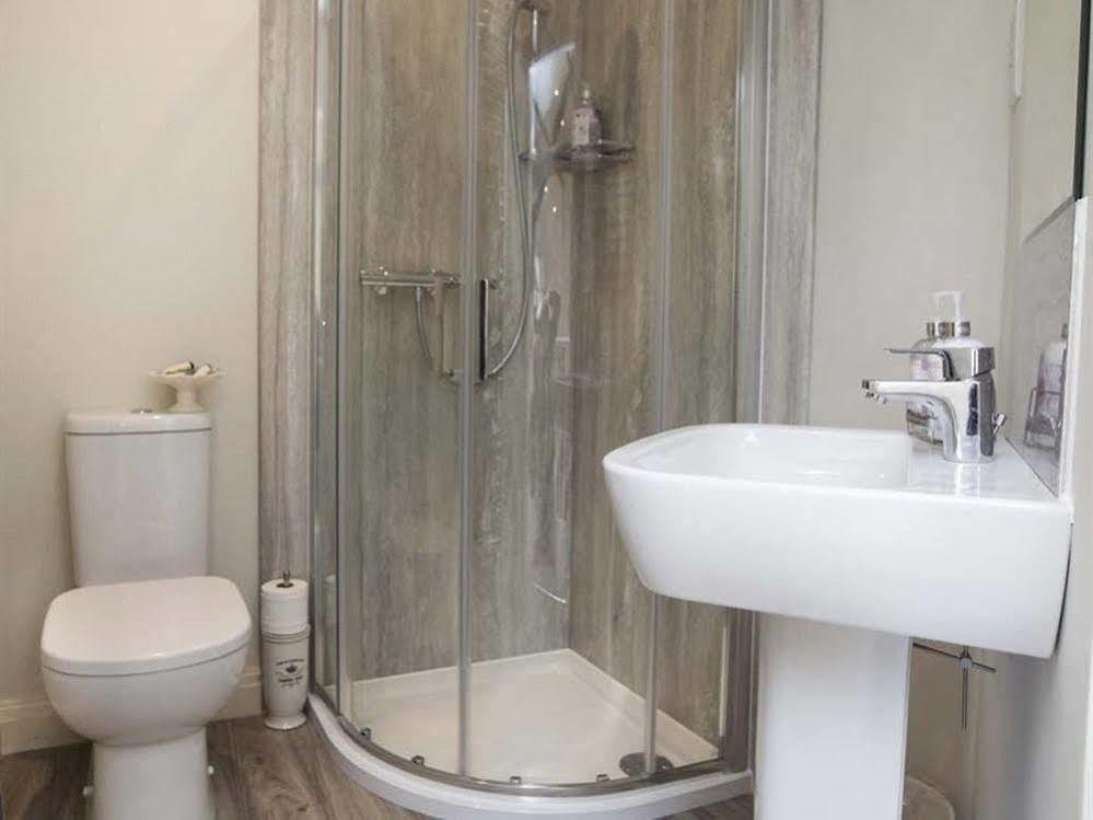 Linton Court Coach House Apartment Сетъл Екстериор снимка